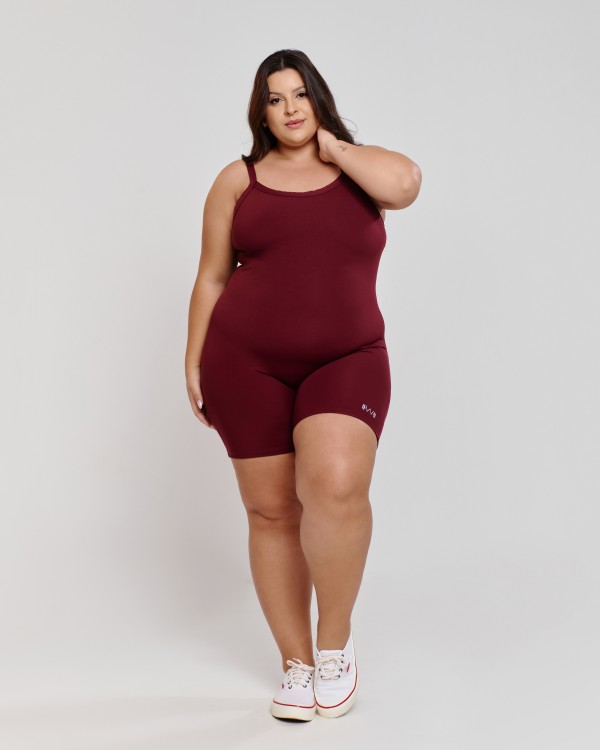 Macaquinho Basic Motion Plus Size Valentino