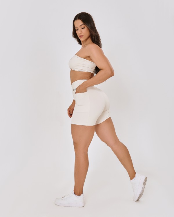 Bermuda com Bolso Essential Off White