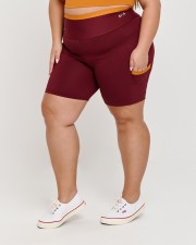 Bermuda Motion com Bolso Plus Size Valentino