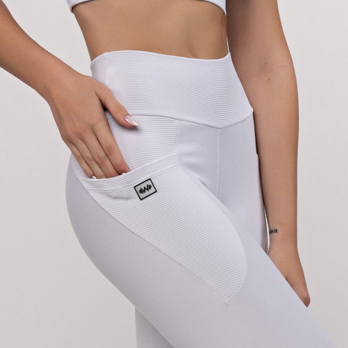Calça Legging Canelada com Bolso